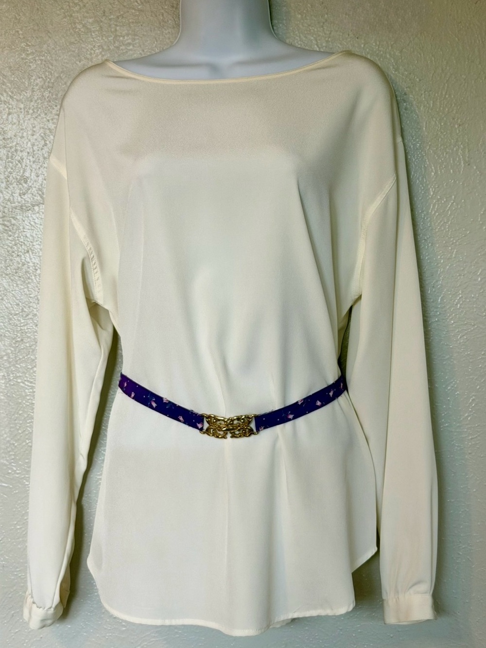 Vintage 90’s Liz Claiborne Ivory Classic Flowy minimalist Long Sleeve Blouse 8 - Picture 1 of 12
